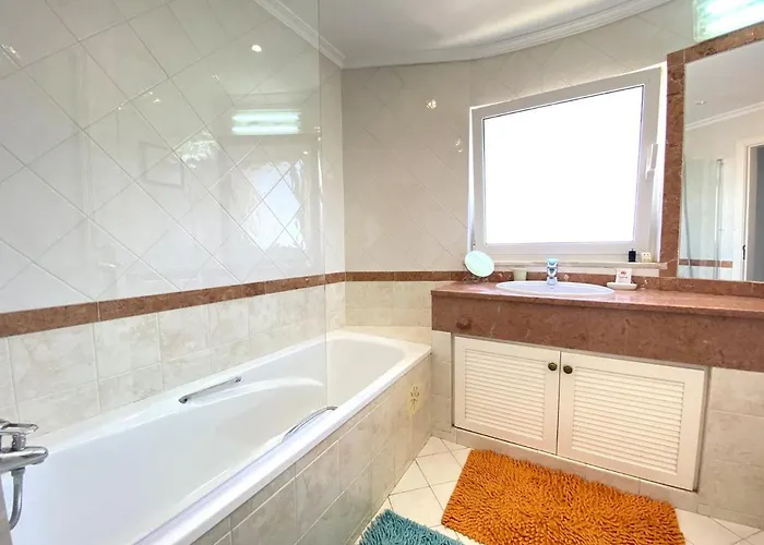 6 With Pool By Homing