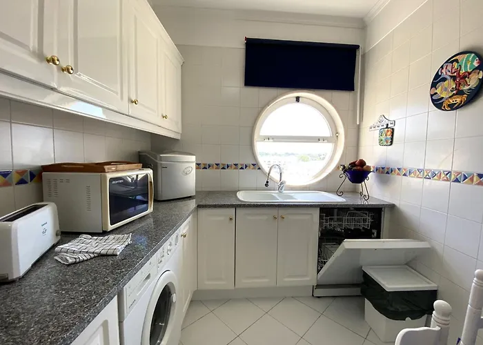 6 With Pool By Homing Apartamento